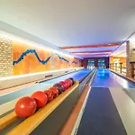 Hotel Bull Escorial & 3*