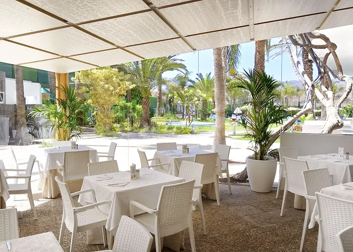 فندق Bull Escorial & 3*