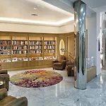 Otel Bull Escorial &