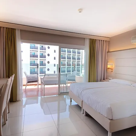 Bull Escorial & Otel 3*