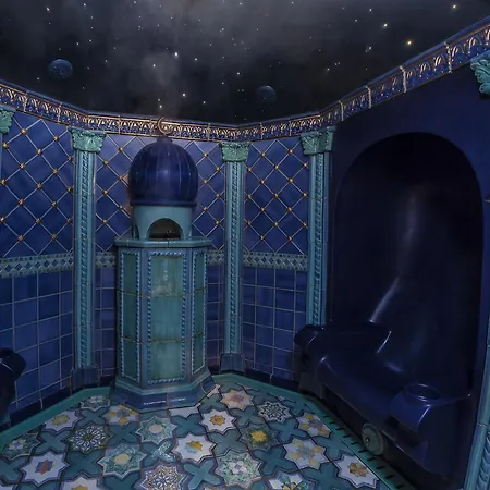 Hotel Bull Escorial & 3*