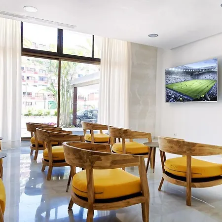 Bull Escorial & Playa del Ingles (Gran Canaria)