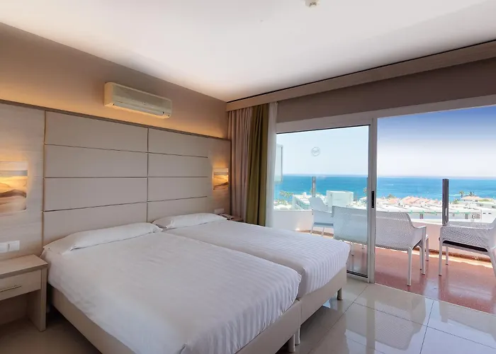 Hotel Bull Escorial & 3*