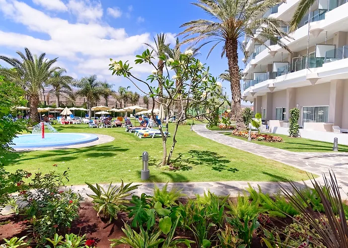 Bull Escorial & Playa del Ingles (Gran Canaria)