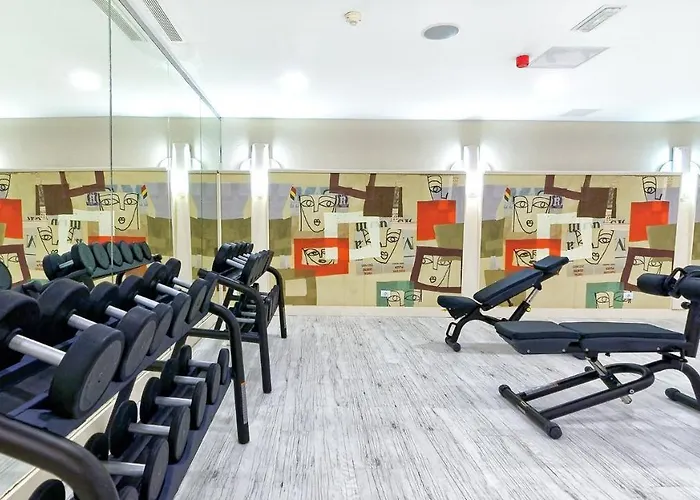 Bull Escorial & Hotel 3*