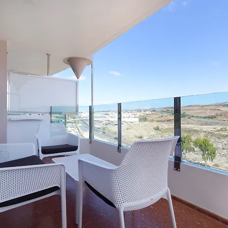 فندق Bull Escorial & 3*